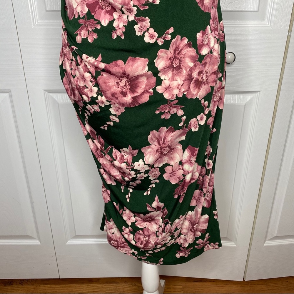 🔥SOLD🔥 Boutique Floral Rouched Midi Dress Green Pink S-L - Picture 6 of 15